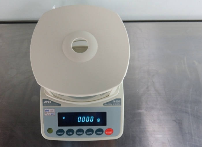Cân kỹ thuật điện tử AND FX-500i (520g x 0.001g) (ngoại chuẩn)