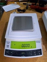 Cân phân tích UP223Y